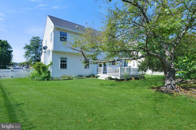 800 AZTEC DR, Frederick, MD 21701