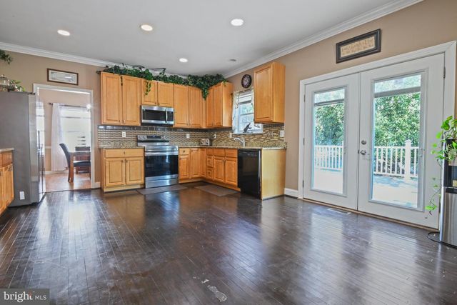 800 AZTEC DR, Frederick, MD 21701