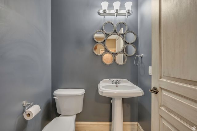 1653 E PEAR ORCHARD CT, Draper, UT 84020