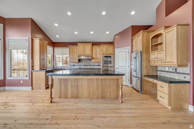 1653 E PEAR ORCHARD CT, Draper, UT 84020