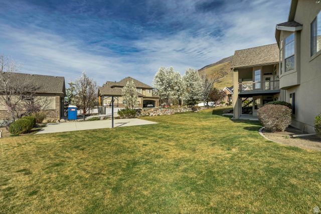 1653 E PEAR ORCHARD CT, Draper, UT 84020