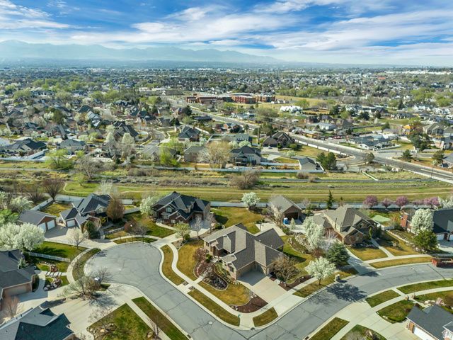 1653 E PEAR ORCHARD CT, Draper, UT 84020