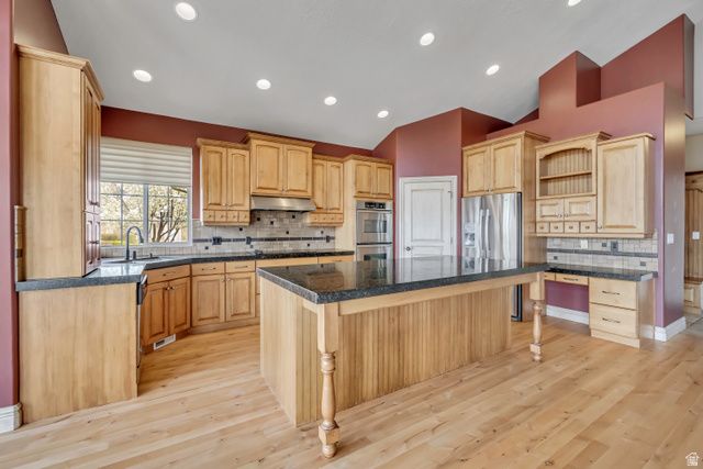 1653 E PEAR ORCHARD CT, Draper, UT 84020