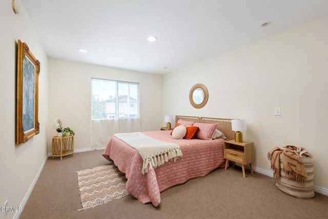 7442 Shadyglade Avenue 2, Los Angeles, CA 91605