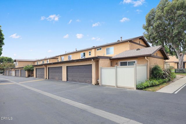 7442 Shadyglade Avenue 2, Los Angeles, CA 91605