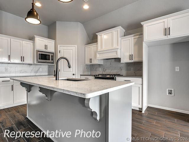 5821 E 124th Terrace S, Bixby, OK 74008