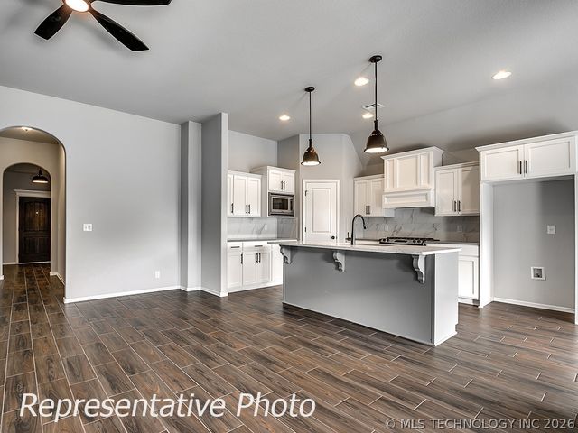 5821 E 124th Terrace S, Bixby, OK 74008