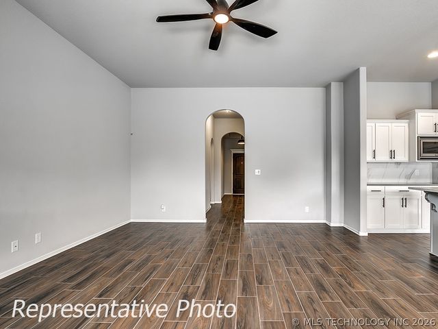 5821 E 124th Terrace S, Bixby, OK 74008