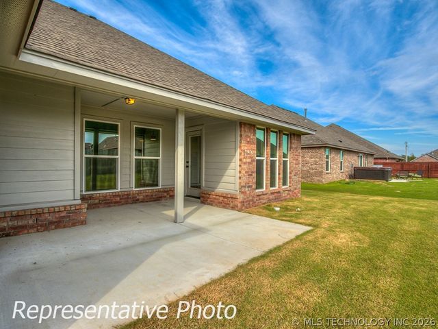 5821 E 124th Terrace S, Bixby, OK 74008