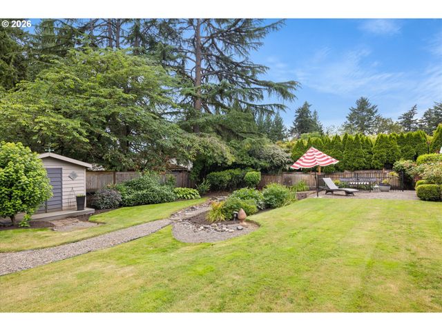 10640 Sw HAWTHORNE Ln, Portland, OR 97225