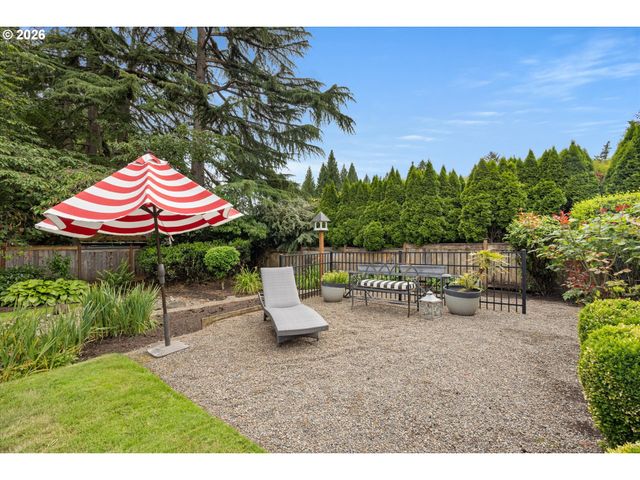 10640 Sw HAWTHORNE Ln, Portland, OR 97225