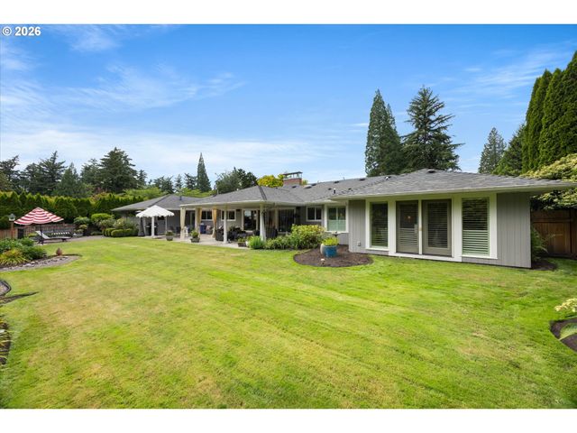 10640 Sw HAWTHORNE Ln, Portland, OR 97225