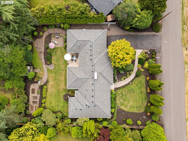 10640 Sw HAWTHORNE Ln, Portland, OR 97225
