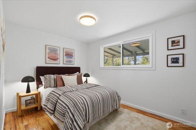 5247 21st Avenue SW, Seattle, WA 98106