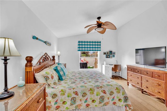 563 10th Place, Vero Beach, FL 32960