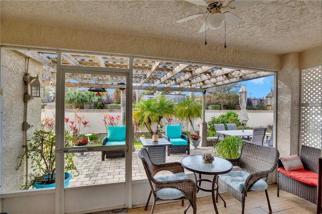 563 10th Place, Vero Beach, FL 32960