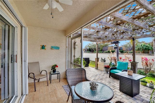 563 10th Place, Vero Beach, FL 32960