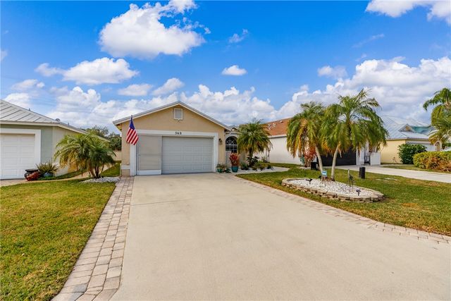 563 10th Place, Vero Beach, FL 32960