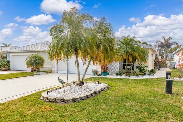 563 10th Place, Vero Beach, FL 32960