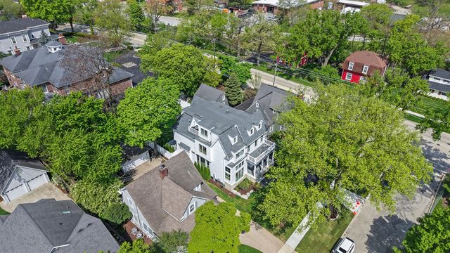 6 S Elm Street, Hinsdale, IL 60521