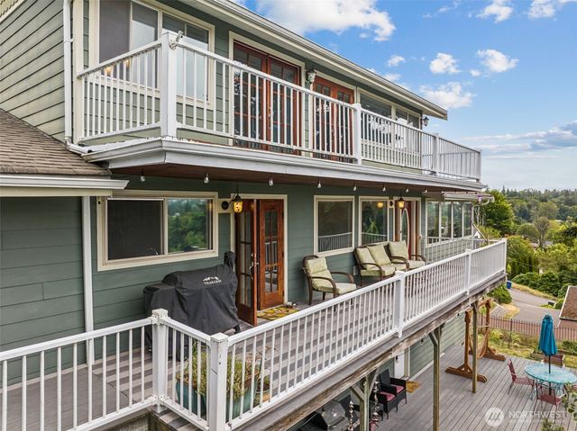 21030 7th Avenue S, Des Moines, WA 98198