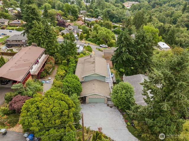 21030 7th Avenue S, Des Moines, WA 98198