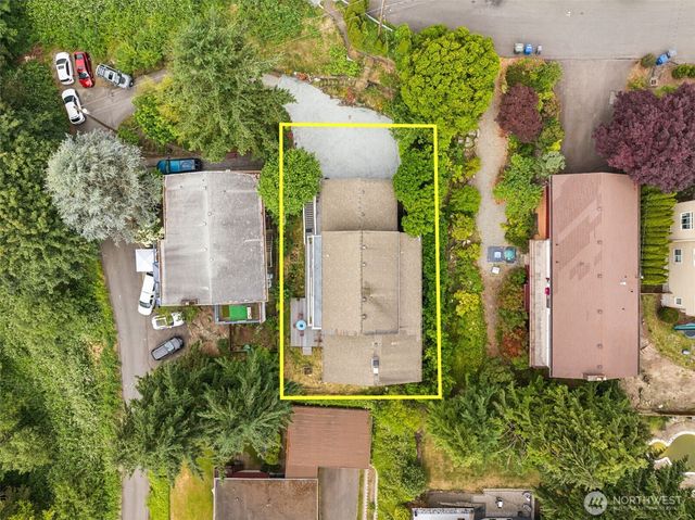 21030 7th Avenue S, Des Moines, WA 98198