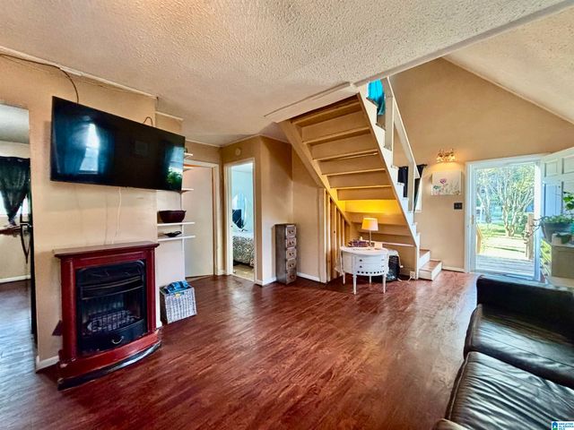 400 BROADLEAF DRIVE, Talladega, AL 35160