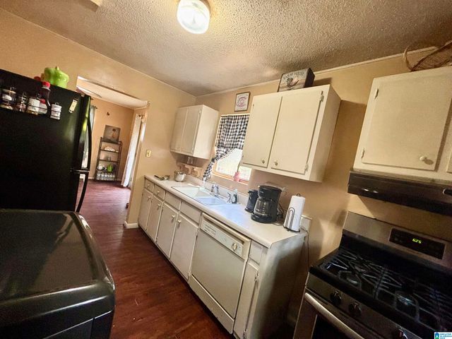 400 BROADLEAF DRIVE, Talladega, AL 35160