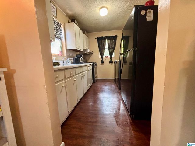 400 BROADLEAF DRIVE, Talladega, AL 35160