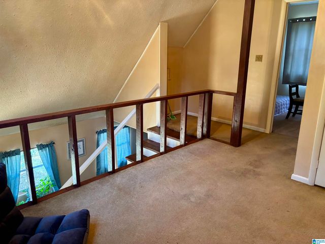 400 BROADLEAF DRIVE, Talladega, AL 35160