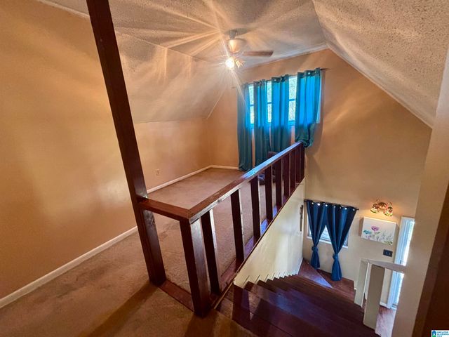 400 BROADLEAF DRIVE, Talladega, AL 35160