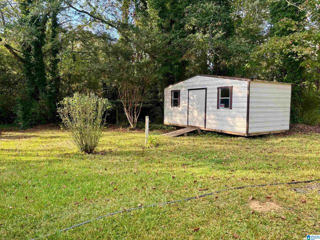 400 BROADLEAF DRIVE, Talladega, AL 35160