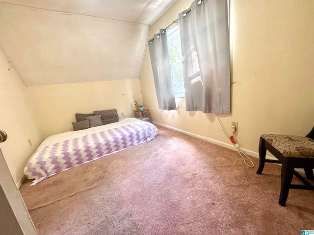 400 BROADLEAF DRIVE, Talladega, AL 35160