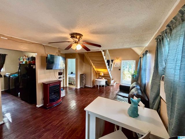 400 BROADLEAF DRIVE, Talladega, AL 35160