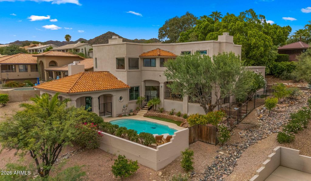 15548 E CAVERN Drive, Fountain Hills, AZ 85268 — exterior