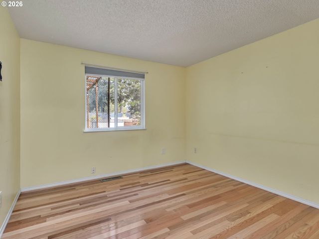 19675 Sw ROSA Rd, Beaverton, OR 97078