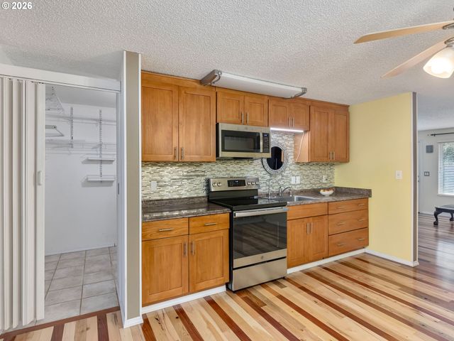 19675 Sw ROSA Rd, Beaverton, OR 97078
