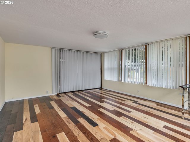 19675 Sw ROSA Rd, Beaverton, OR 97078