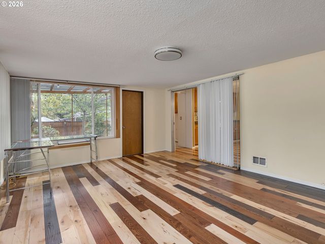19675 Sw ROSA Rd, Beaverton, OR 97078