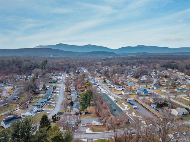 3 Cedar Lane, Saugerties, NY 12477