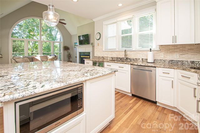 15349 Ballantyne Country Club Drive, Charlotte, NC 28277