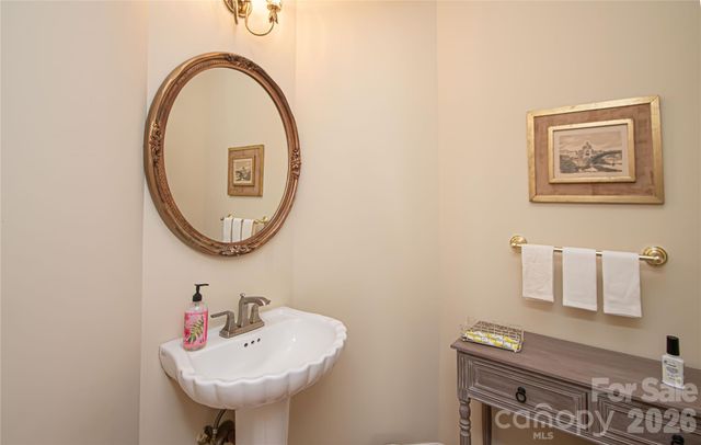 15349 Ballantyne Country Club Drive, Charlotte, NC 28277