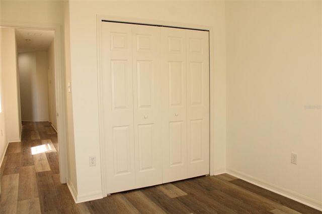 3429 PARKRIDGE CIRCLE 19-103, Sarasota, FL 34243