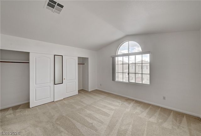 10016 Diving Duck Avenue, Las Vegas, NV 89117