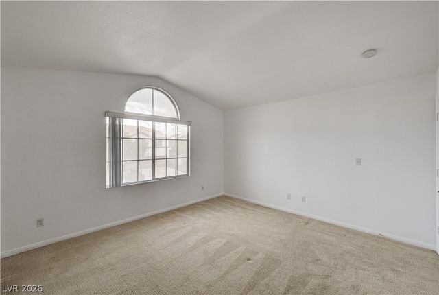 10016 Diving Duck Avenue, Las Vegas, NV 89117