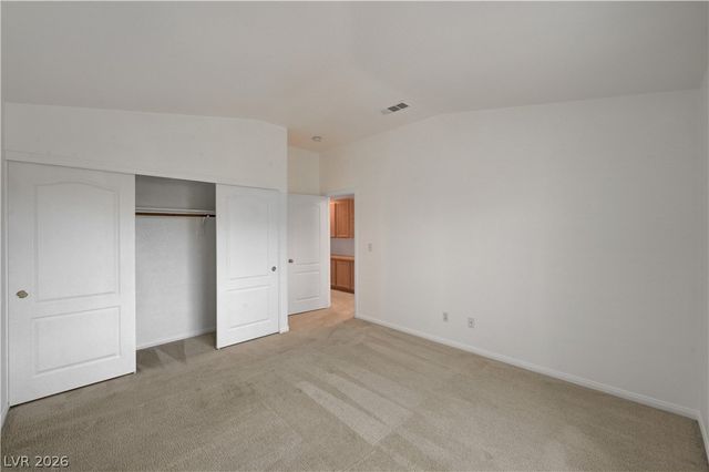 10016 Diving Duck Avenue, Las Vegas, NV 89117