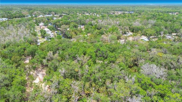 1670 NW 19th Street, Crystal River, FL 34428