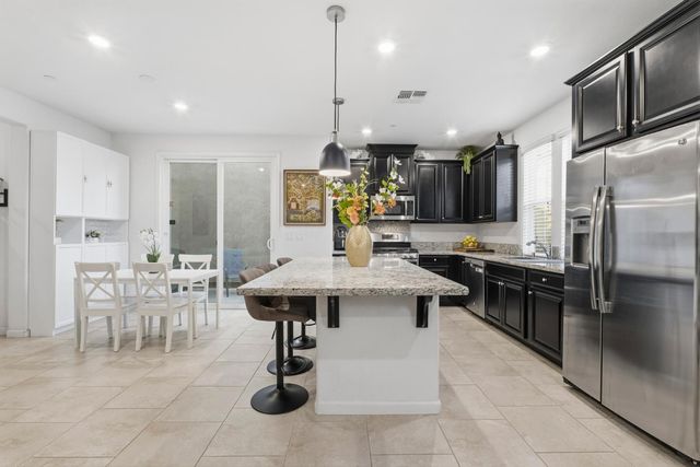 4032 Montcalm Pl, Roseville, CA 95747