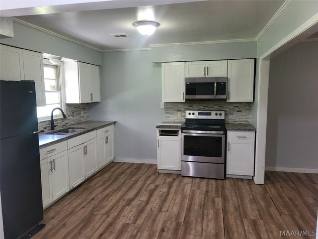 54 Kerry Lane, Montgomery, AL 36108